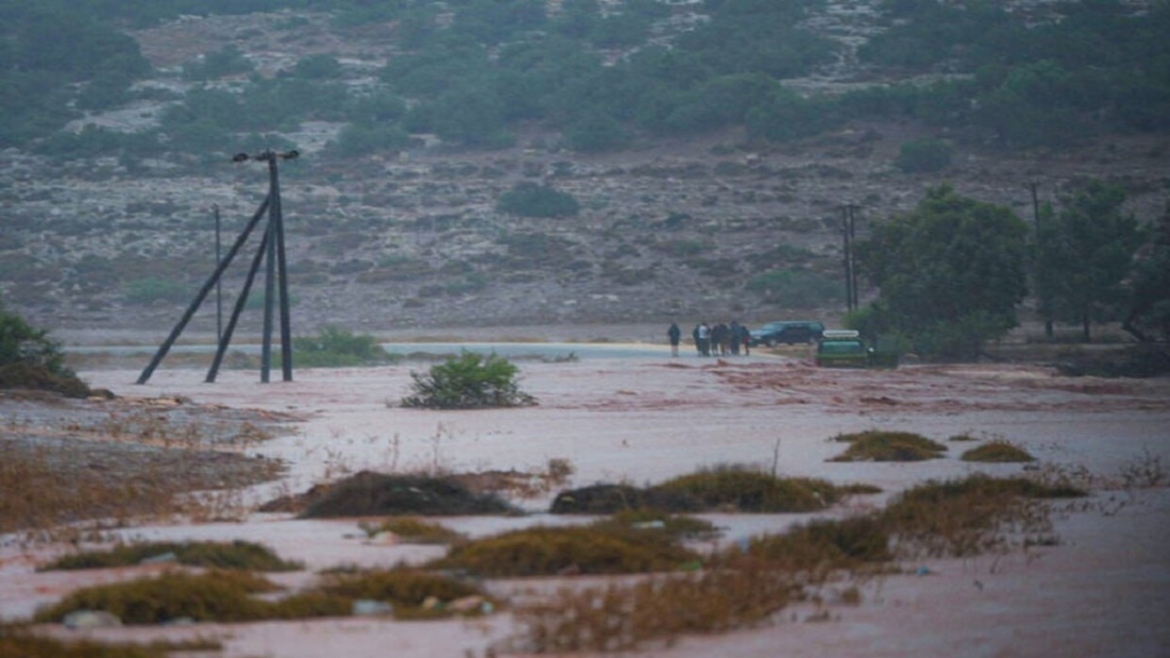 ليبيا: إعلان حالة الطوارئ في مدينة ربيانة بسبب الأمطار الغزيرة والسيول .