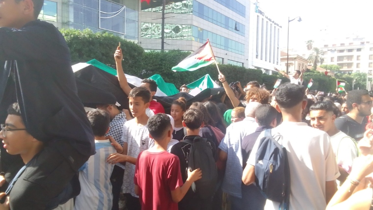 “Mass Protest in Tunis: Tunisians Denounce Gaza Hospital Massacre”