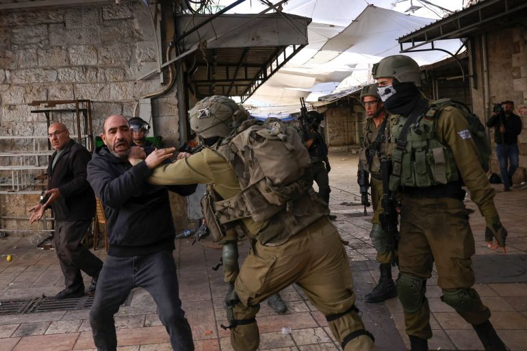 Over 2600 Palestinians Arrested in the West Bank Since October 7th