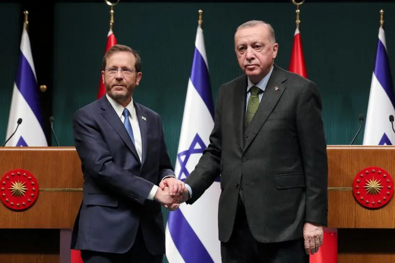 Turkey denounces the attacks on Gaza and recalls its ambassador to Tel Aviv