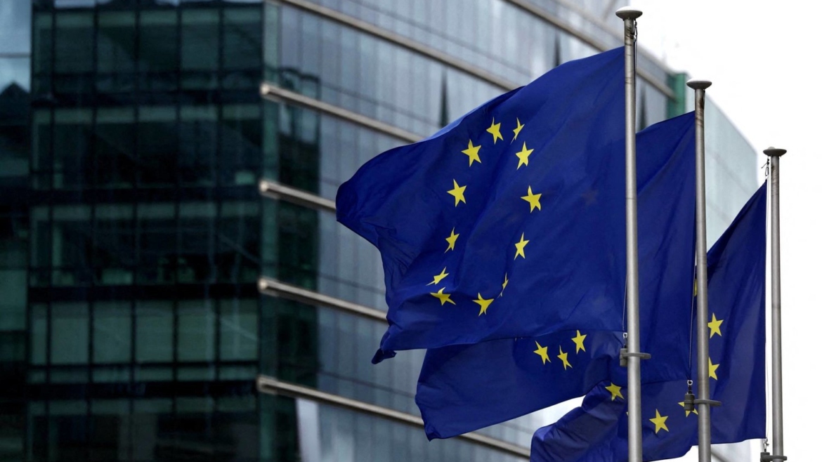 EU extends sanctions on the Syrian regime for another year