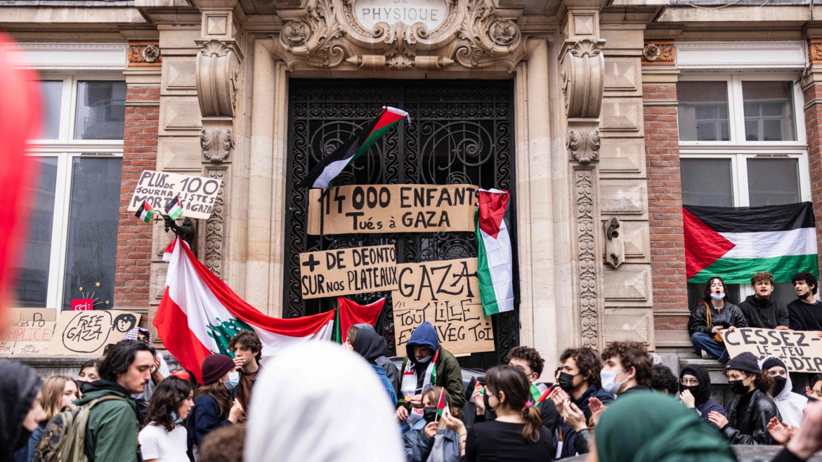 Pro-Palestinian Student Protest in Paris Ends Peacefully.