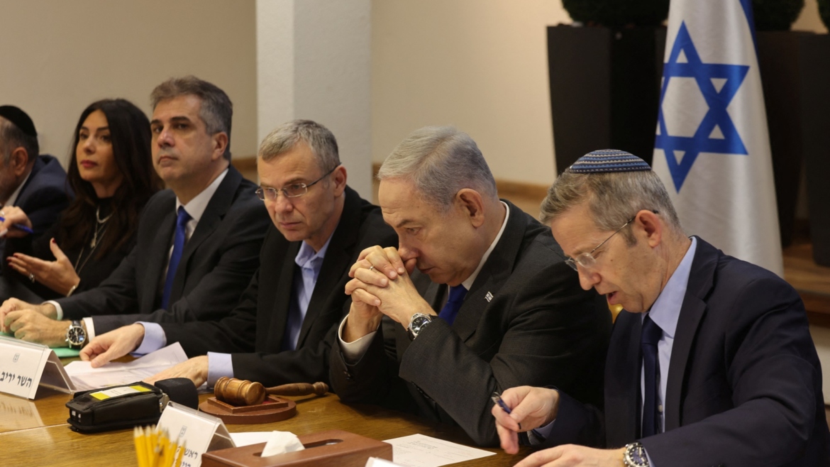 Netanyahu Announces Disbanding of War Council