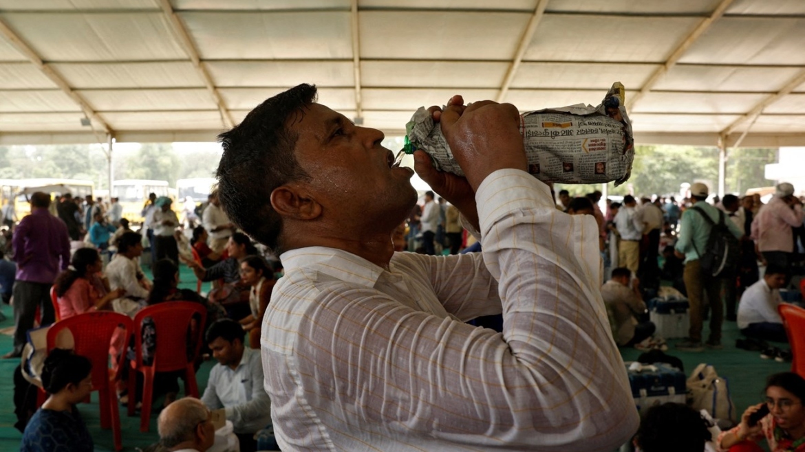 Heatwave kills 52 people in India