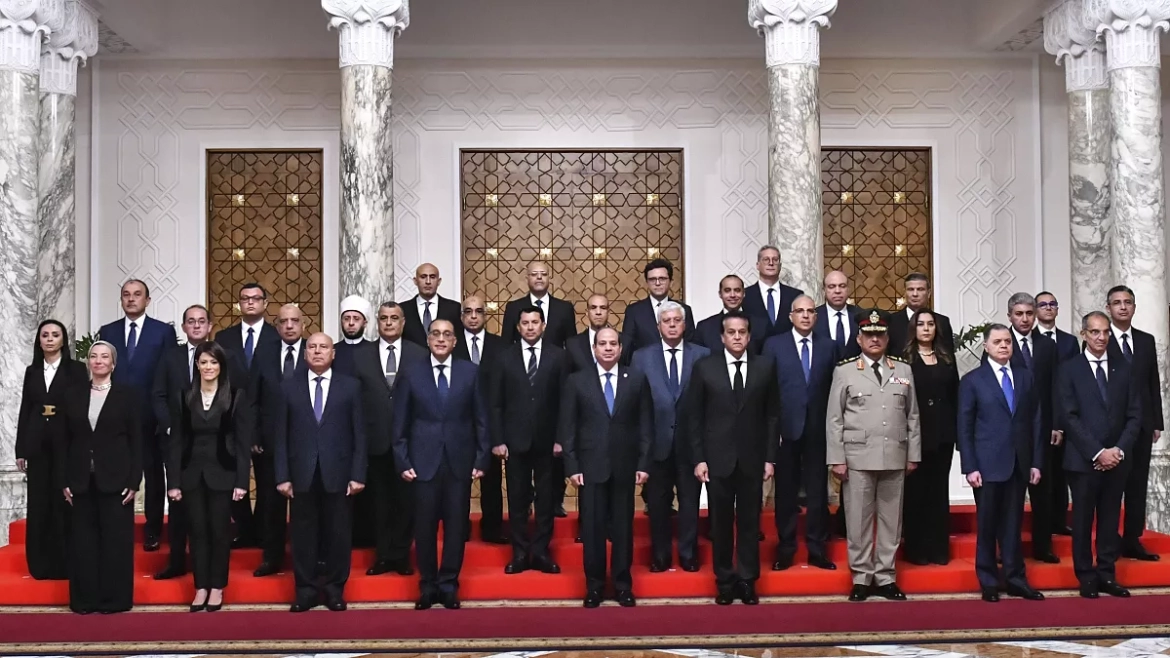 Egypt’s new government sworn in