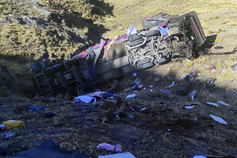 Peru: At least 20 people killed after bus falls into ravine