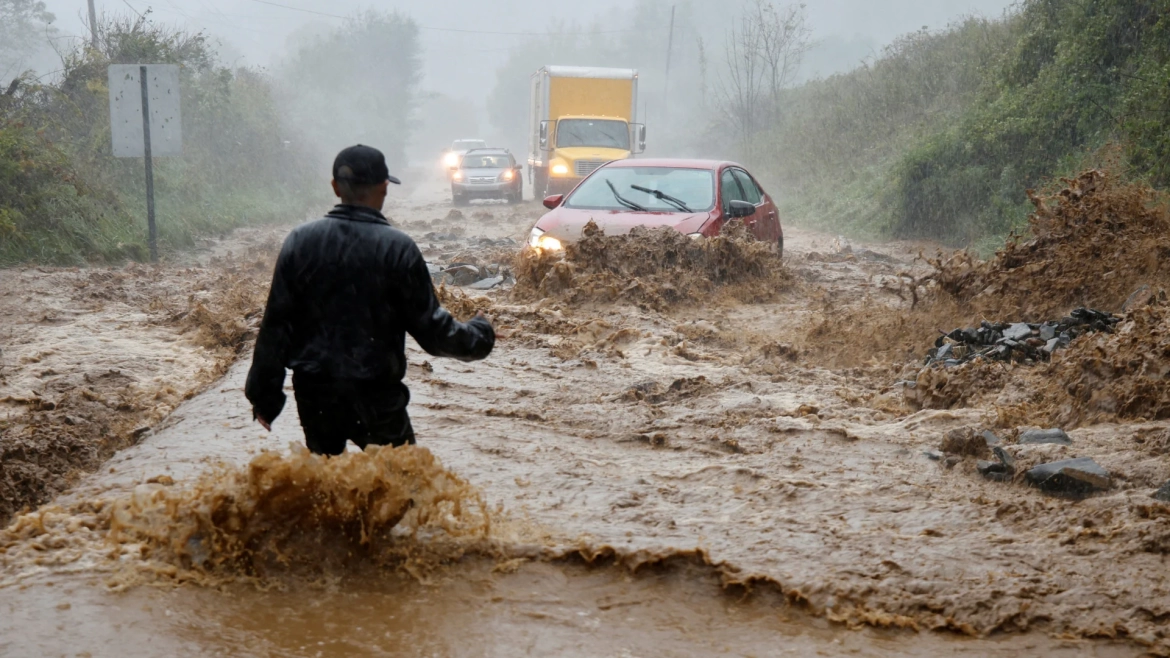 33 dead and millions without power in US after Hurricane Helene