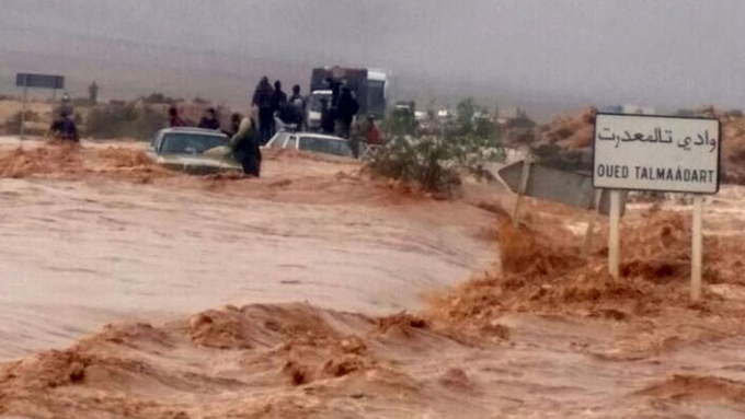 At least 11 dead and 9 missing in floods in southern Morocco