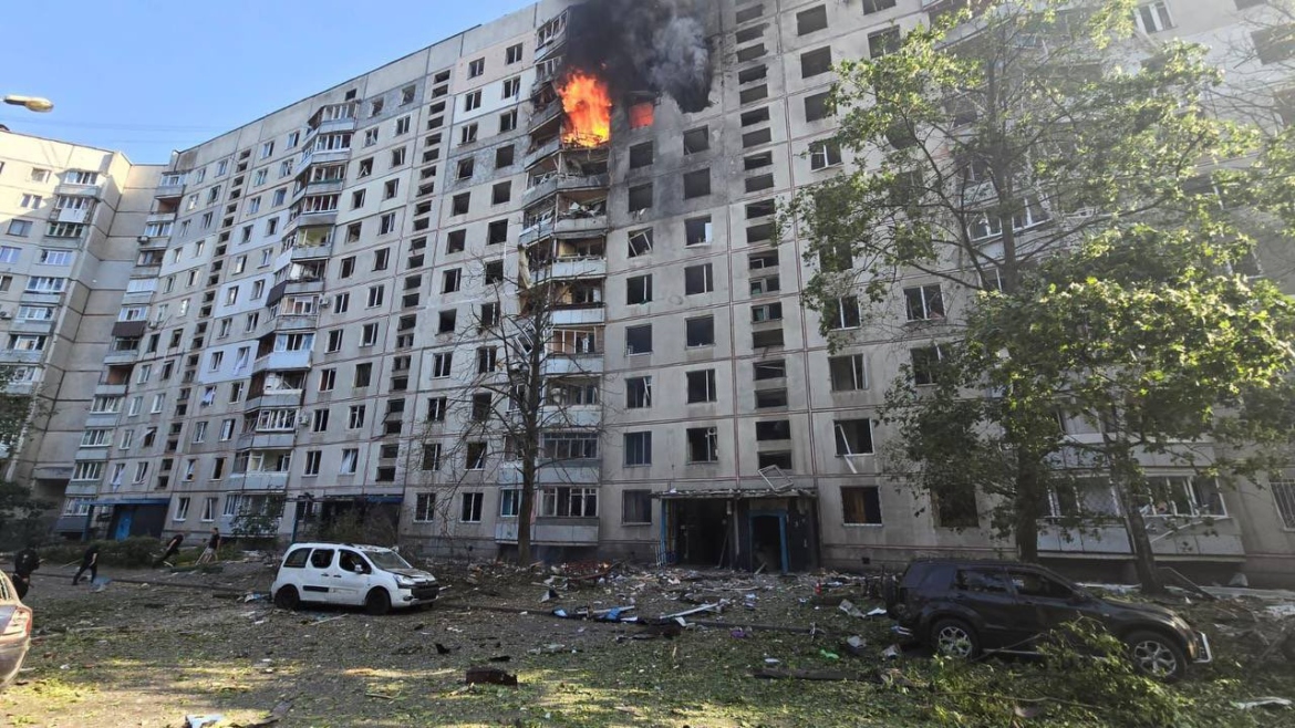 Dozens wounded in Russian airstrike on apartment block in Kharkiv