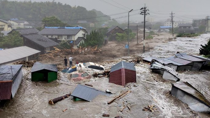 Japan orders thousands to evacuate quake-hit region as rains trigger floods