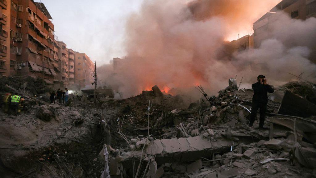 2 martyrs and 76 wounded in Israeli airstrikes targeted Hezbollah’s central command headquarters in Beirut