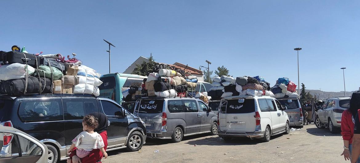 UN Reports: 100,000 People Have Fled from Lebanon to Syria