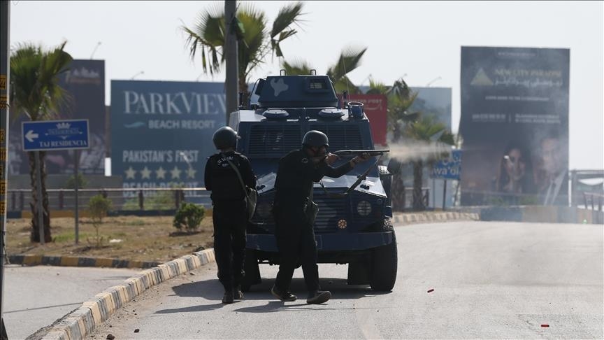 Pakistan.. Police officer killed in bomb attack on foreign diplomats’ convoy