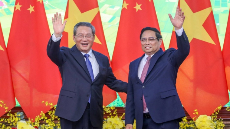 Vietnam and China Sign Agreements to Boost Economic Cooperation