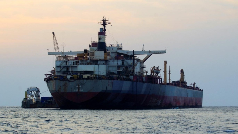 Decline in Oil Tanker Traffic Through Bab el-Mandeb Due to Regional Conflicts, Favoring Cape of Good Hope