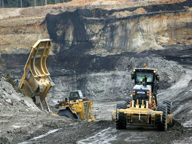 Moscow: Former Deputy Energy Minister and 4 others arrested on charges of coal fraud