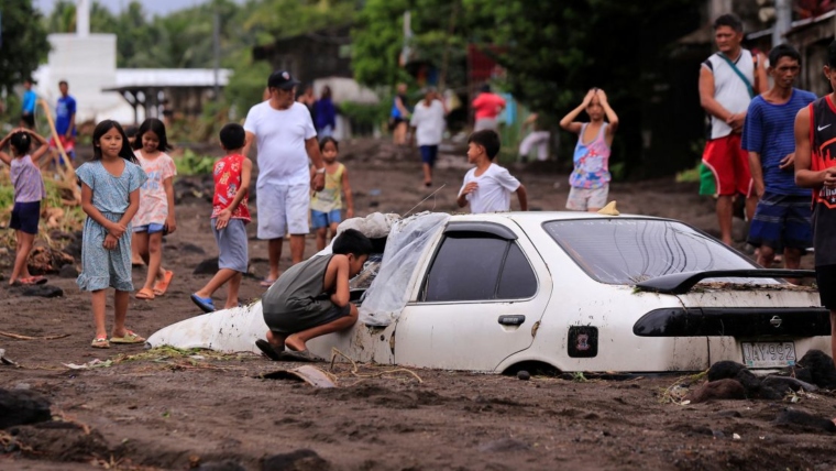 China: Typhoon Trami kills 7 people