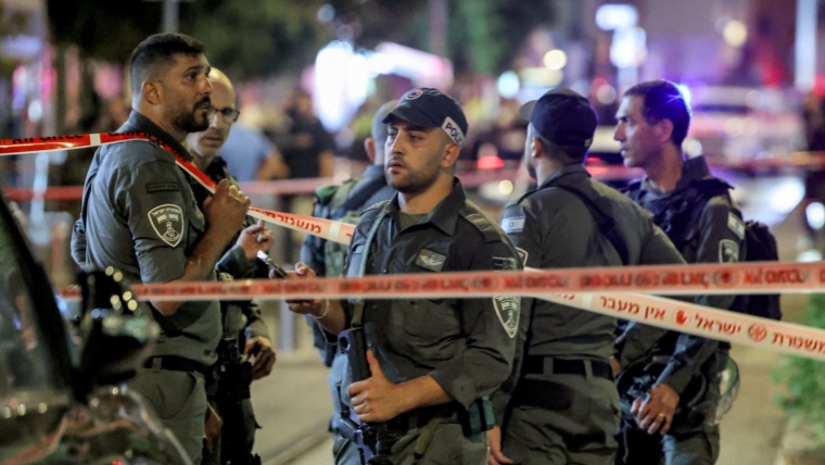 6 Israelis wounded in stabbing attack north of Tel Aviv