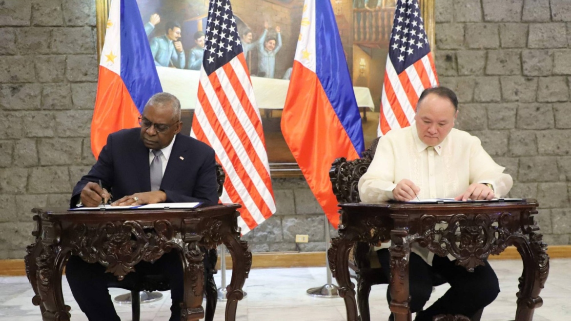 Philippines and the United States Sign Military Intelligence Sharing Agreement