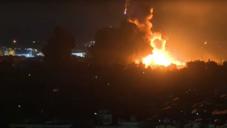 Violent Israeli Airstrikes Target Southern Beirut After Ceasefire Announcement