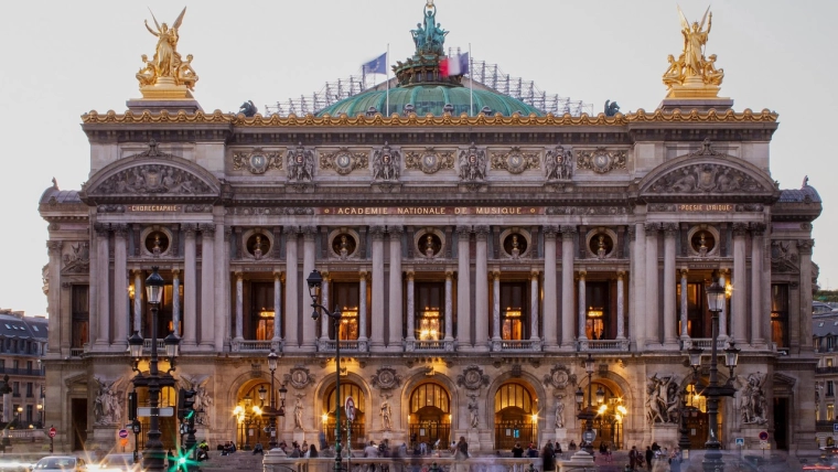 Paris Opera closes its theaters for two years for renovation work