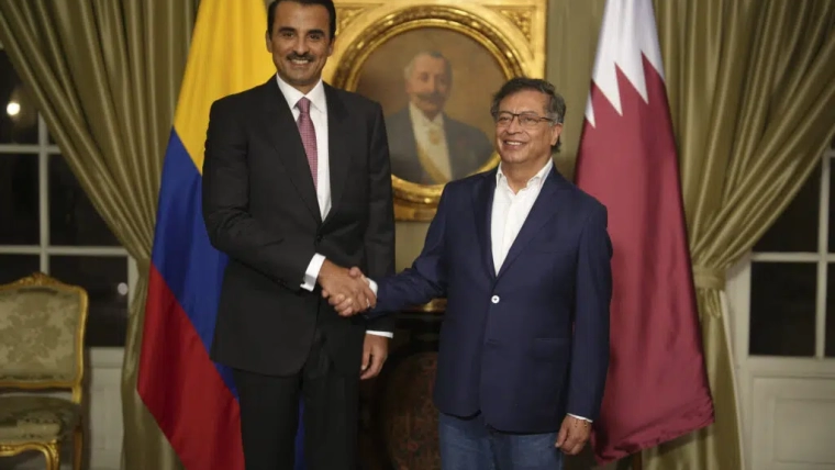 Bogota: Qatar’s Emir Al-Thani Colombia’s Petro and  Sign New Cooperation Agreements