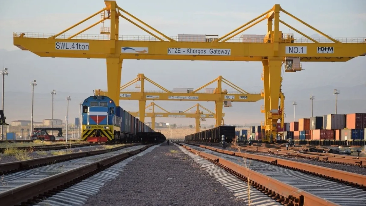 China: Xinjiang launches rail freight line to Central Asia