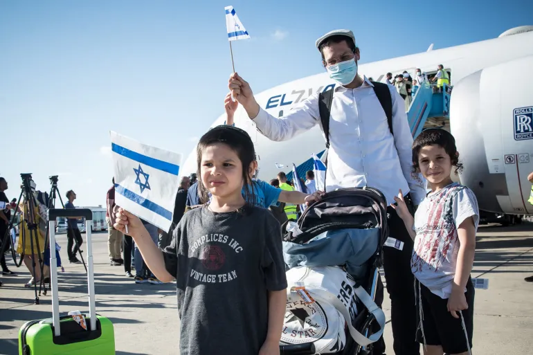 Israel Experiences Largest Migration Wave in Its History with 82,700 Israelis Leaving