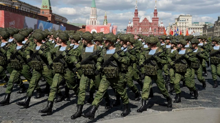 Putin approves budget that raises military spending to record levels