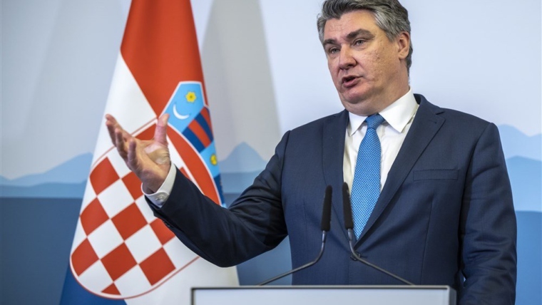 Milanović Competes in Croatian Presidential Elections Amid Tense Atmosphere