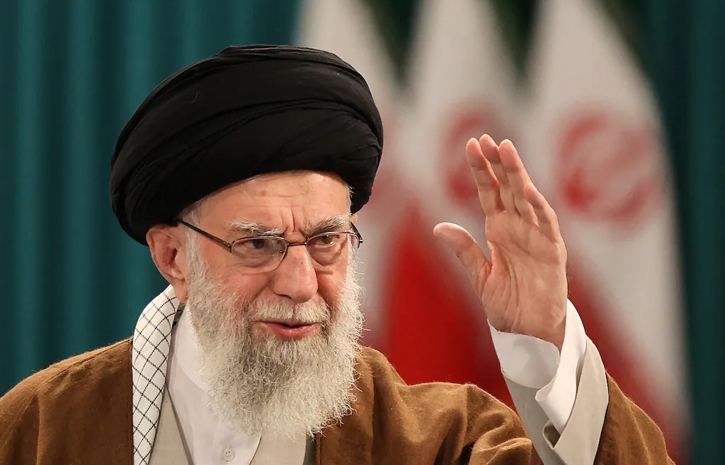 Khamenei: The U.S. Aims to Spread Chaos in Syria