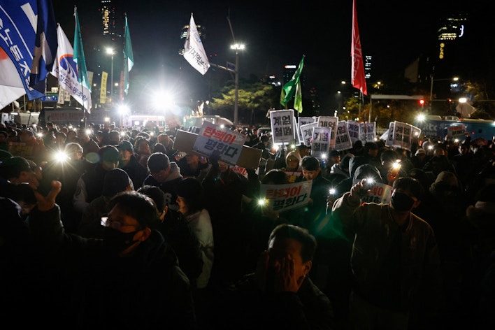 Mass Protests in Seoul Demand President Yoon’s Impeachment Amid Political Turmoil