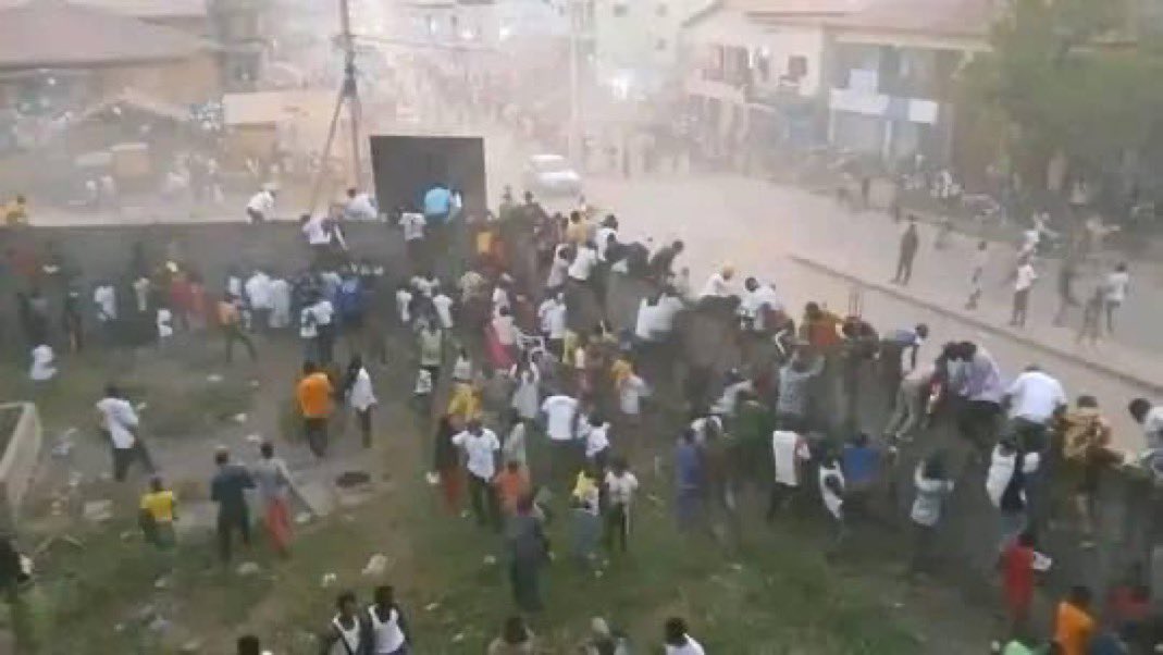 Dozens Killed in Fan Clashes During Football Match in Guinea