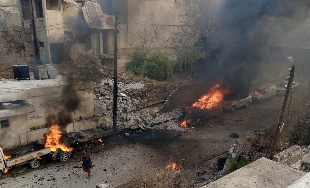 Dead and wounded in a car bomb explosion in Manbij, northern Syria