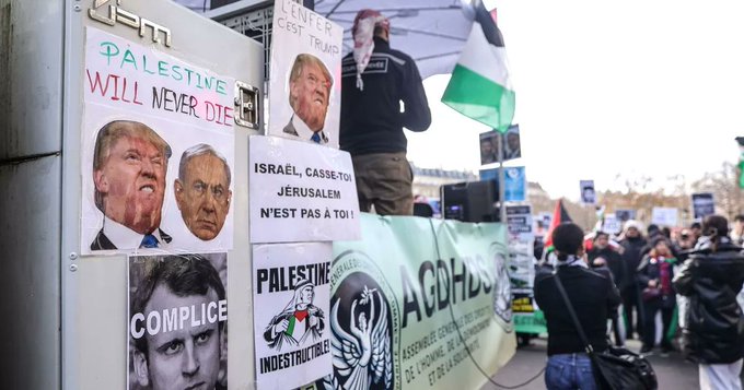 Protest in Paris Condemns Trump and Supports Palestine