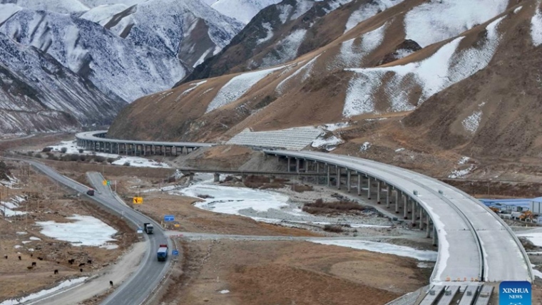 China completes world’s longest motorway tunnel in Xinjiang