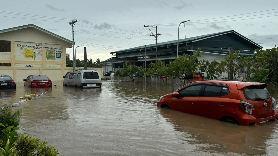 Philippines: Flooding hits several areas, hundreds evacuated