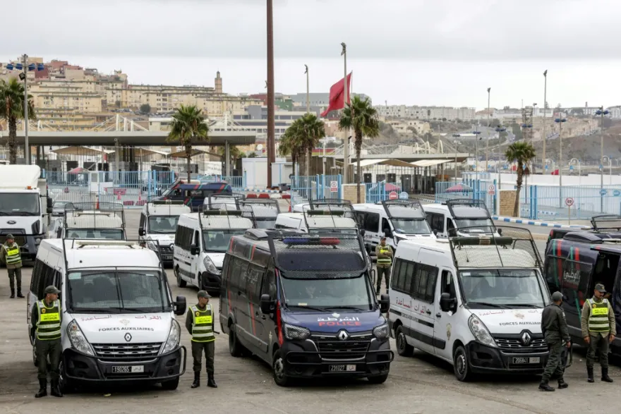 After years of tensions, trade resumes across the borders of Ceuta and Melilla with Morocco