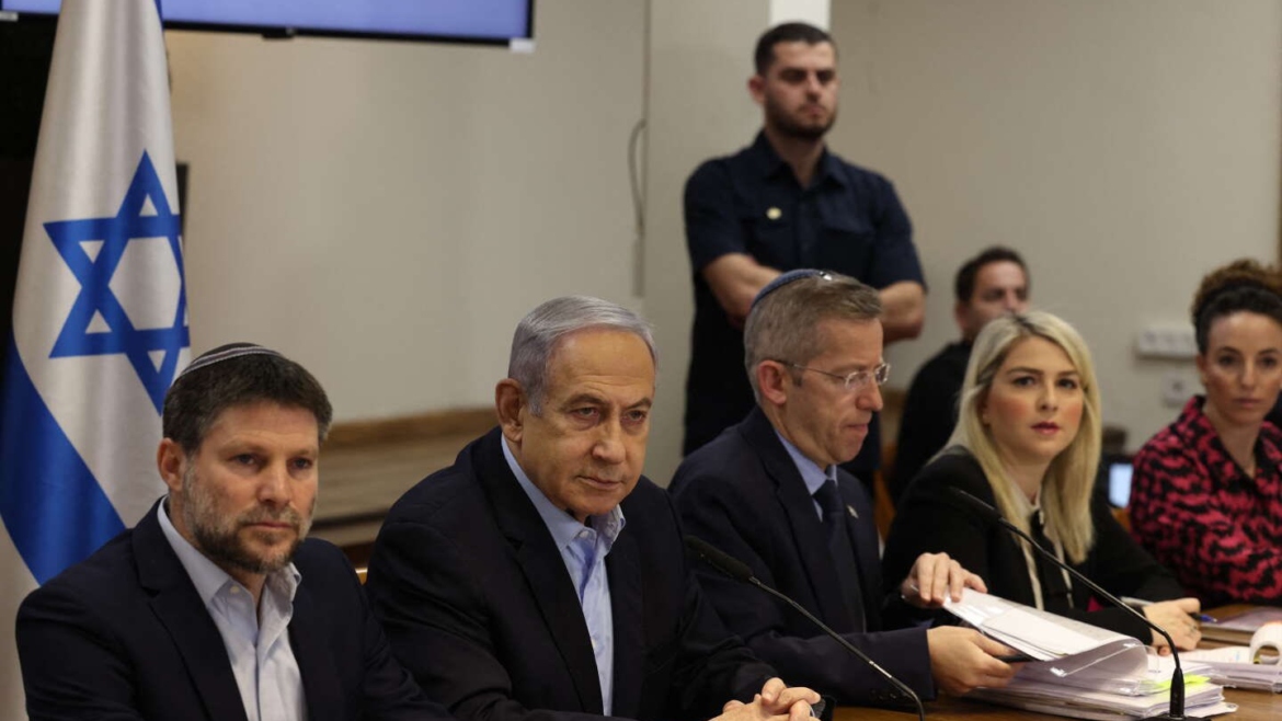 Netanyahu Prepares to Present Gaza Ceasefire Agreement to His Government