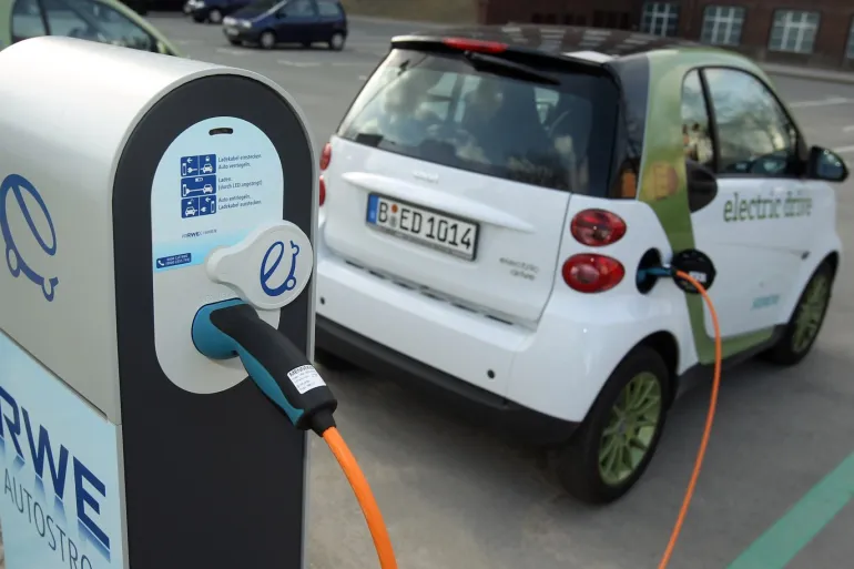 Germany: Sharp Decline in Electric Vehicle Sales After End of Government Incentives