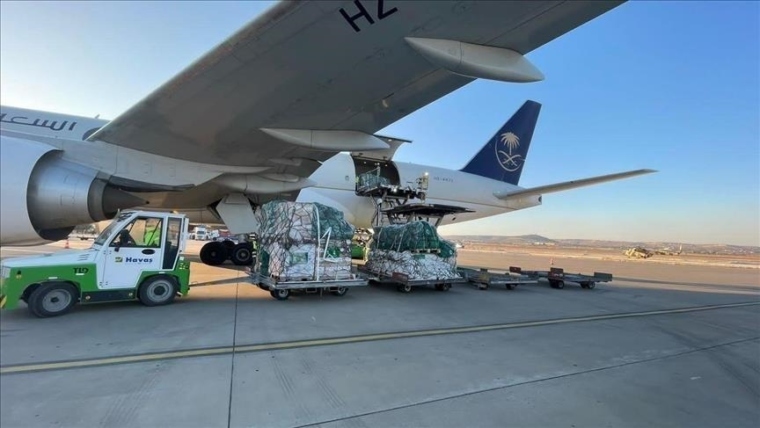 Syria: Saudi, Qatari aid planes arrive in Damascus