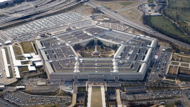 Pentagon lays off 5,400 civilian workers