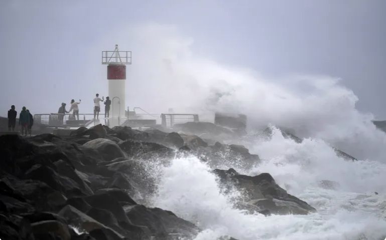 Tropical Cyclone Alfred Strikes Australia’s Eastern Coast