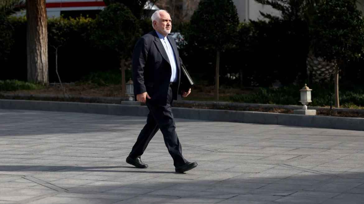 Iranian President Bazeshkian Accepts Zarif’s Resignation as Vice President for Strategic Affairs