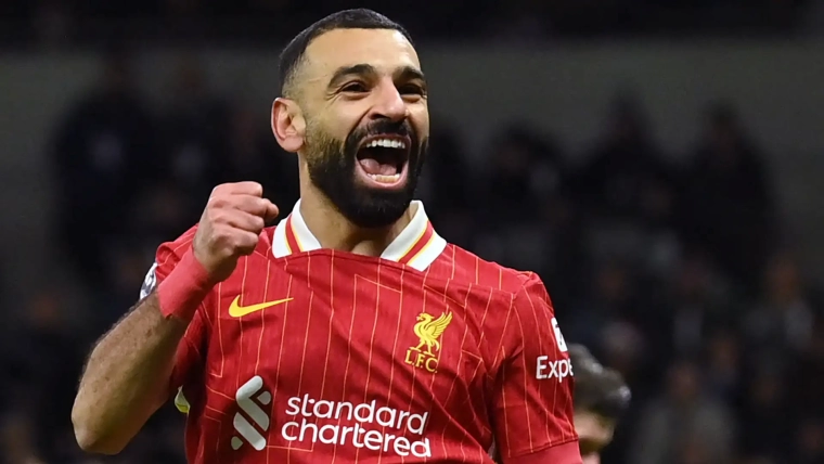 المصري محمد صلاح يمدد عقده مع ليفربول الإنجليزي حتى 2027