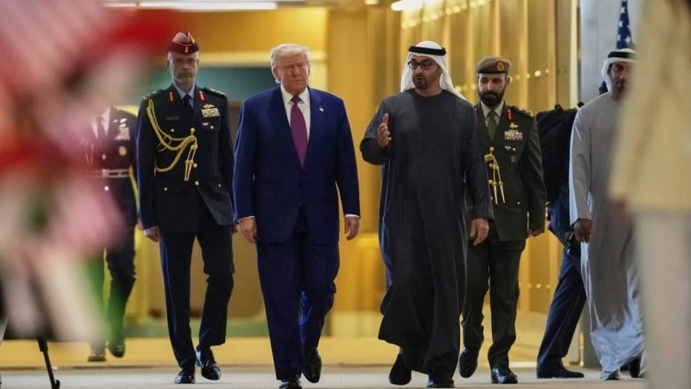 Trump Arrives in UAE, Concludes Gulf Tour