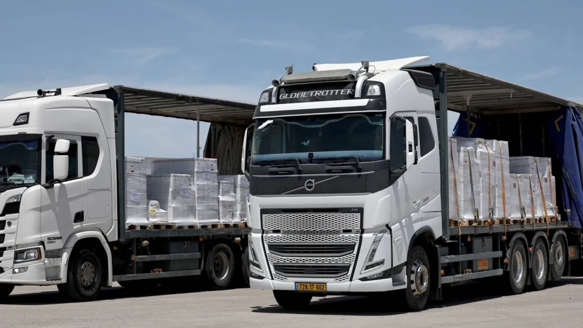 UN Receives Approval to Deliver 100 Aid Trucks into Besieged Gaza