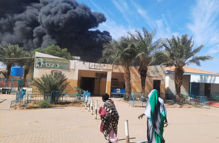 قوات الدعم السريع تستهدف القصر الجمهوري ومقار حكومية في الخرطوم بقصف مدفعي
