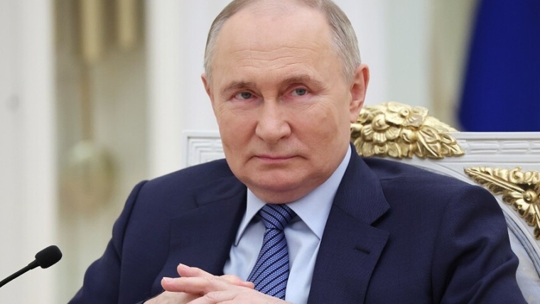 Putin Invites Arab Leaders to Attend First Russia–Arab Summit in October