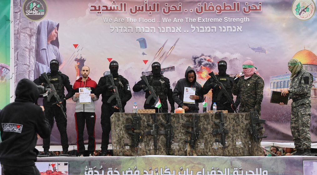 تكثيف مفاوضات صفقة التبادل بين الاحتلال الإسرائيلي وحماس قبيل زيارة ترمب